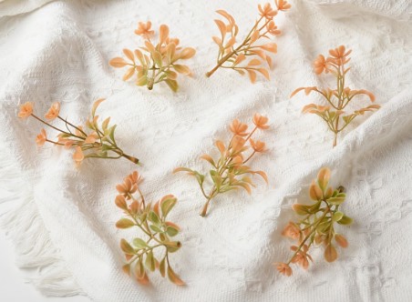 FC7 - Orange Sprigs